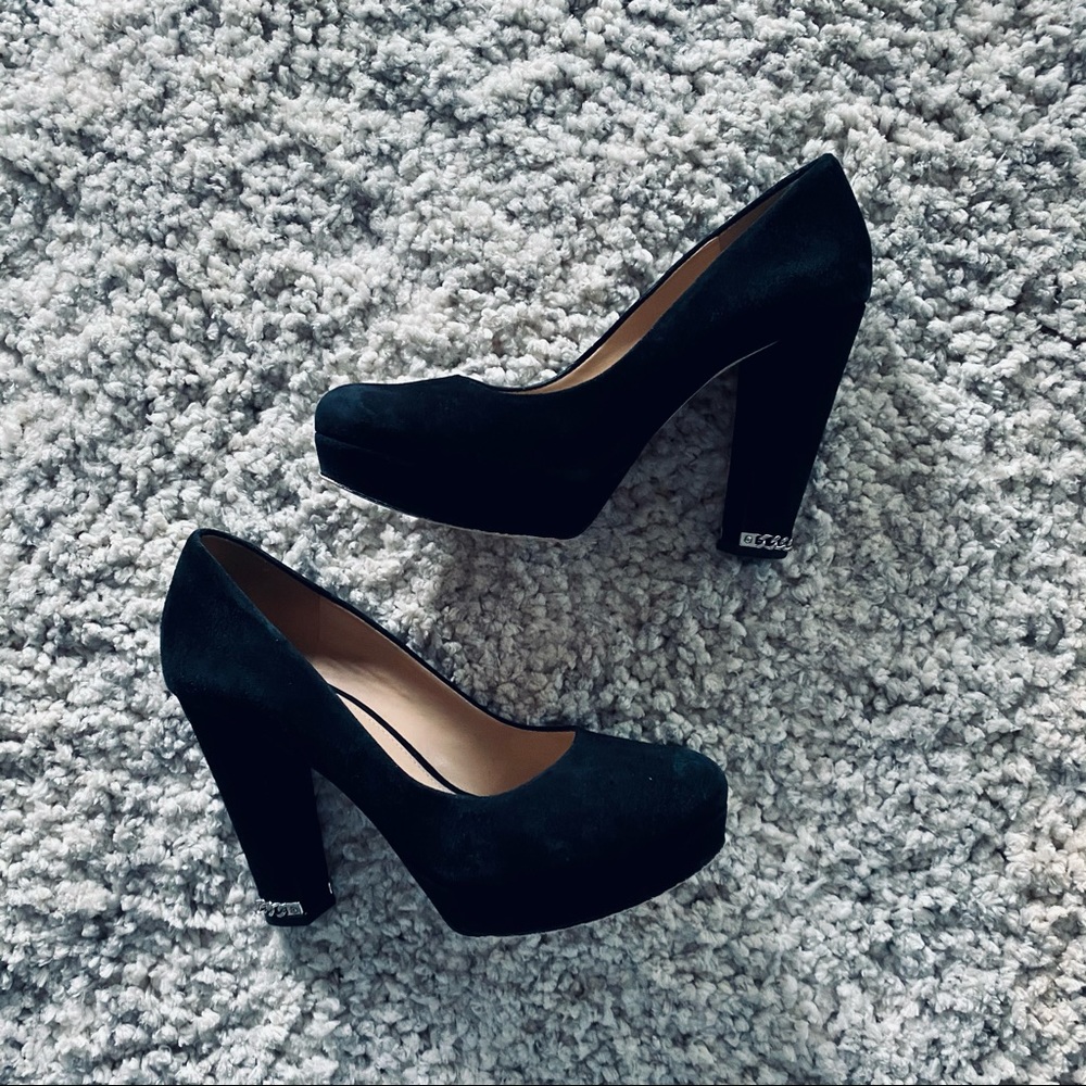 Michael Kors black 4" heels size 8